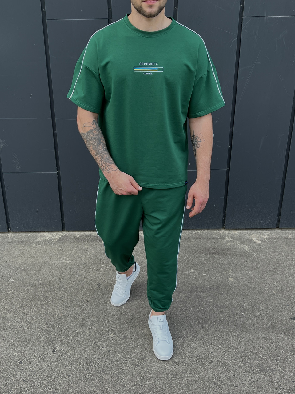 Літній комплект футболка та штани чоловічі зелений модель Перемога TURWEAR - Фото 1
