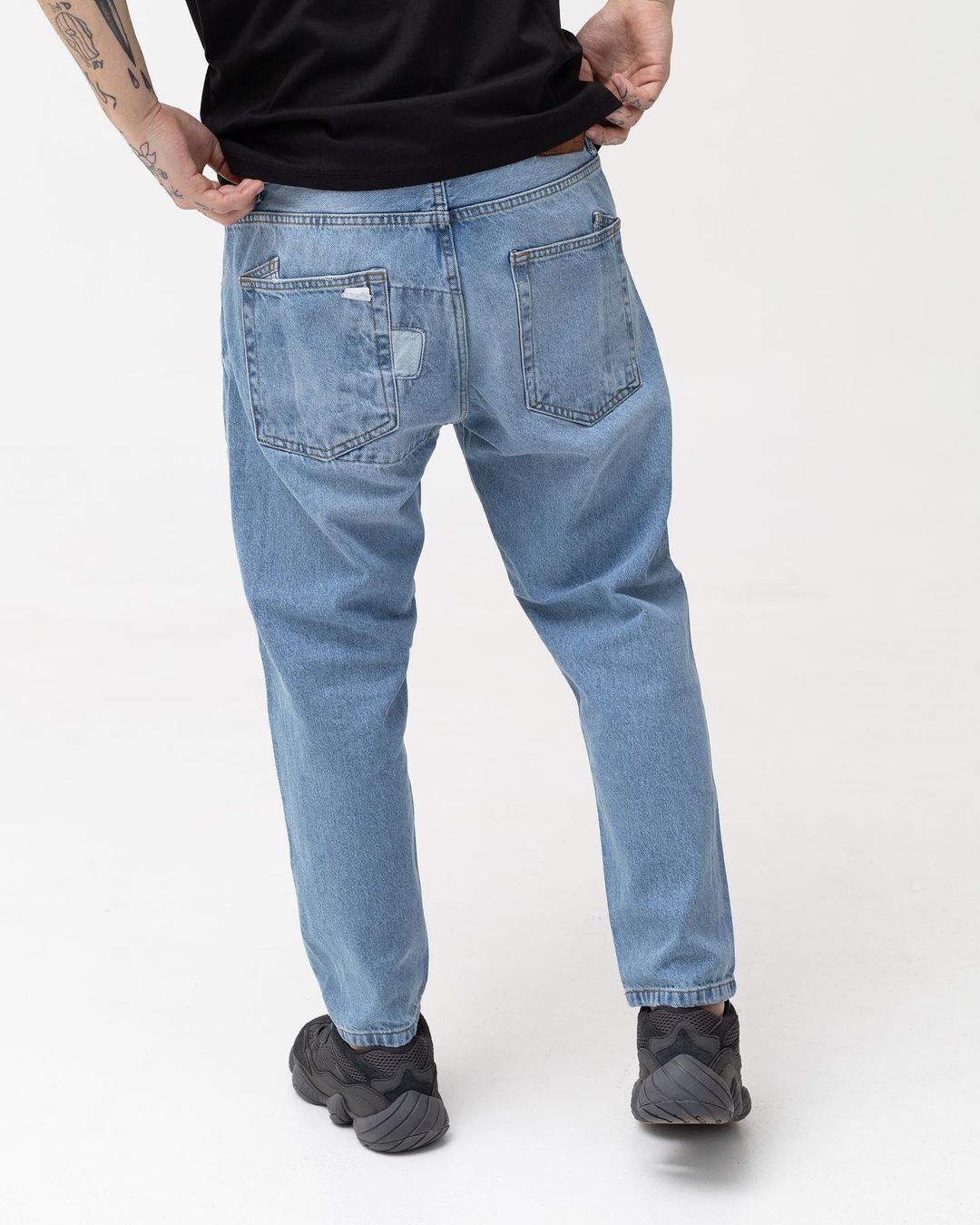 Базовые синие джинсы BEZET с перфорацией - Фото 1