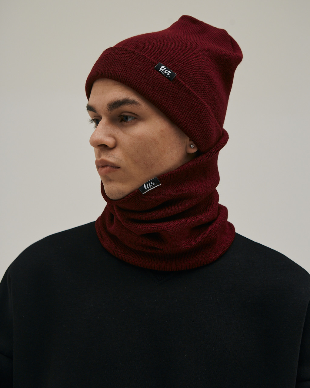 Зимняя шапка и бафф бордовые комплект от бренда ТУР TURWEAR