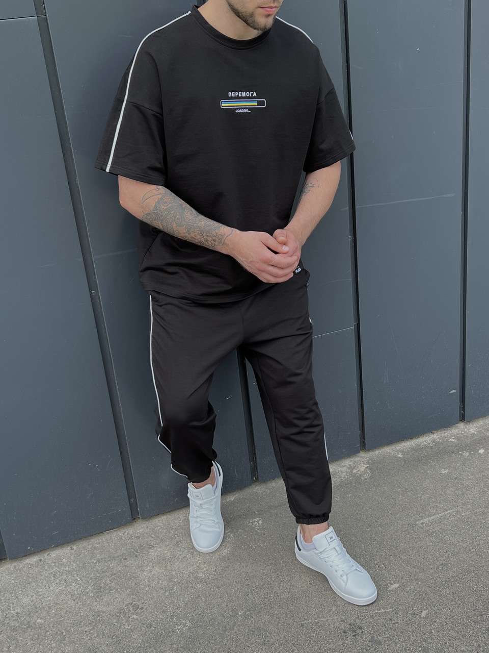 Летний комплект футболка и штаны мужские черный модель Перемога TURWEAR - Фото 1