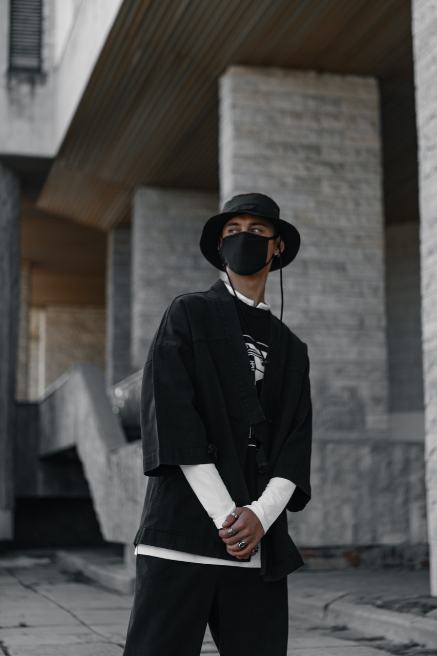 Кімоно Харуки чоловіче чорного кольору від бренду ТУР TURWEAR - Фото 1