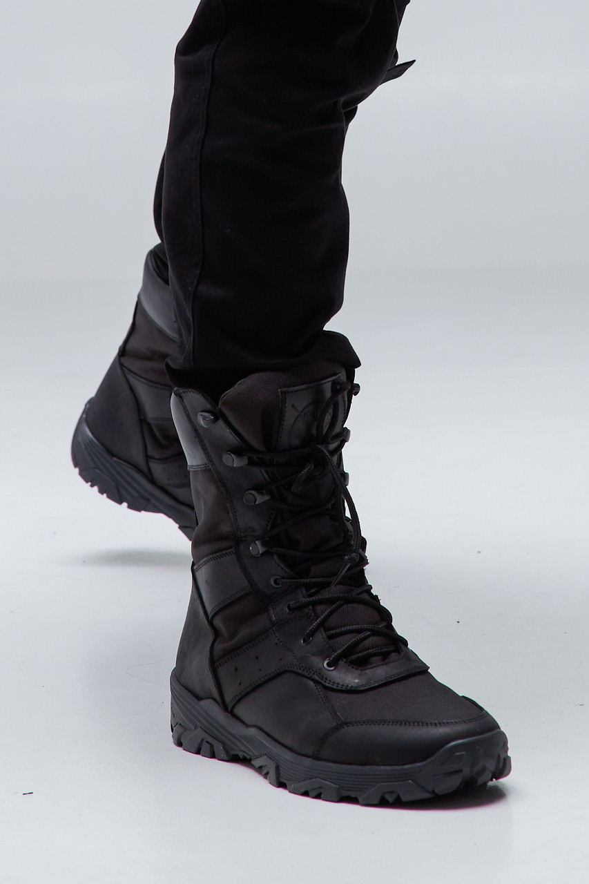 Ботинки берцы мужские натуральная кожа, черные, модель Вариор TURWEAR