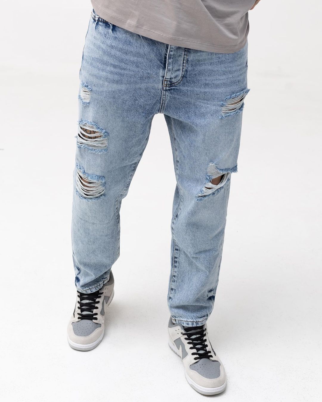 Чоловічі блакитні джинси BEZET з перфорацією