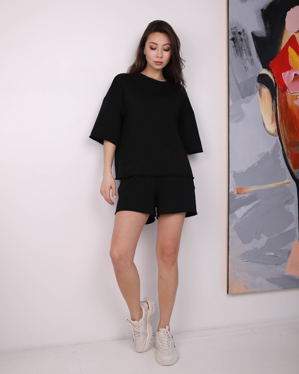 Летний комплект футболка и шорты женский черный оверсайз модель Ронни TURWEAR - Фото 2