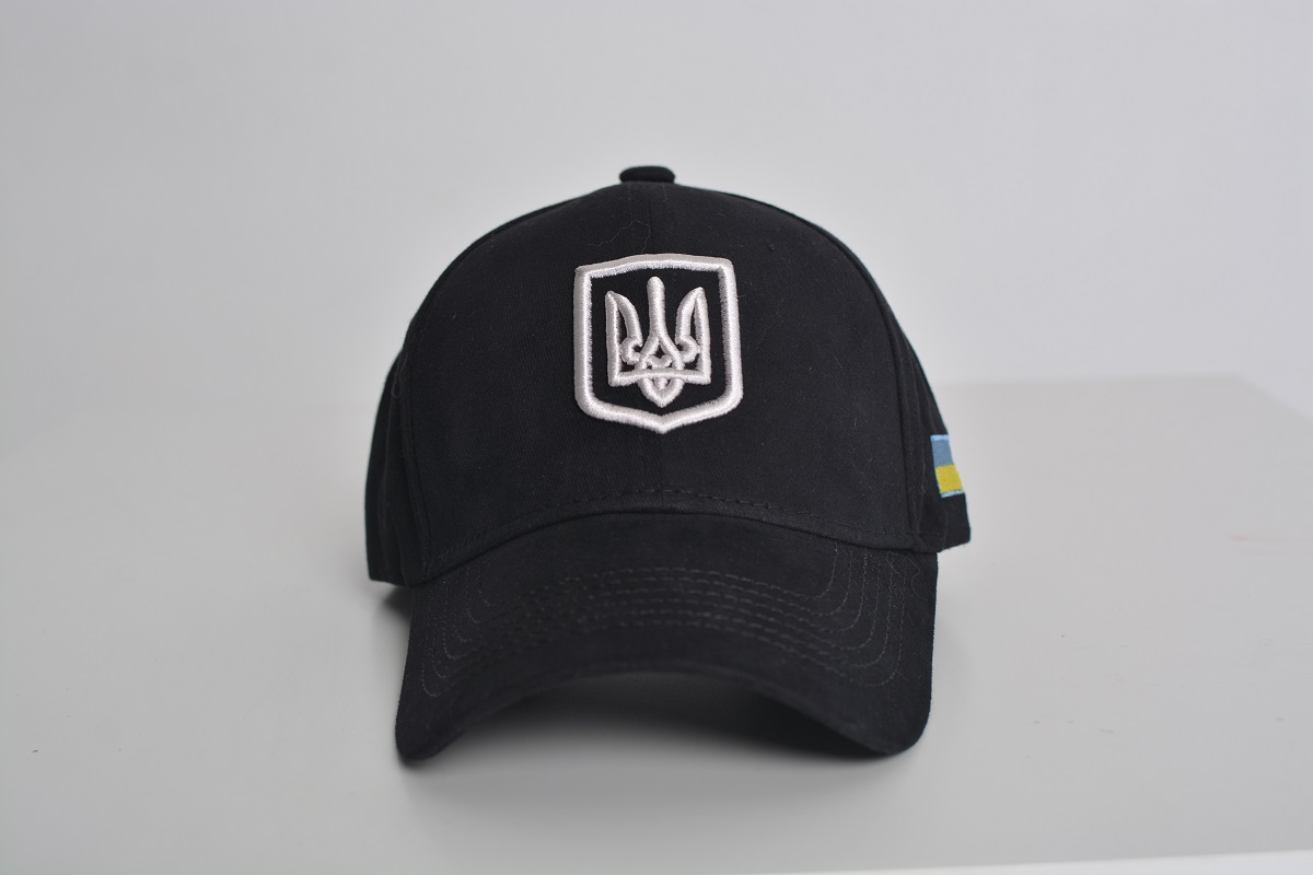 Бейсболка чёрная Герб Украины - Фото 1