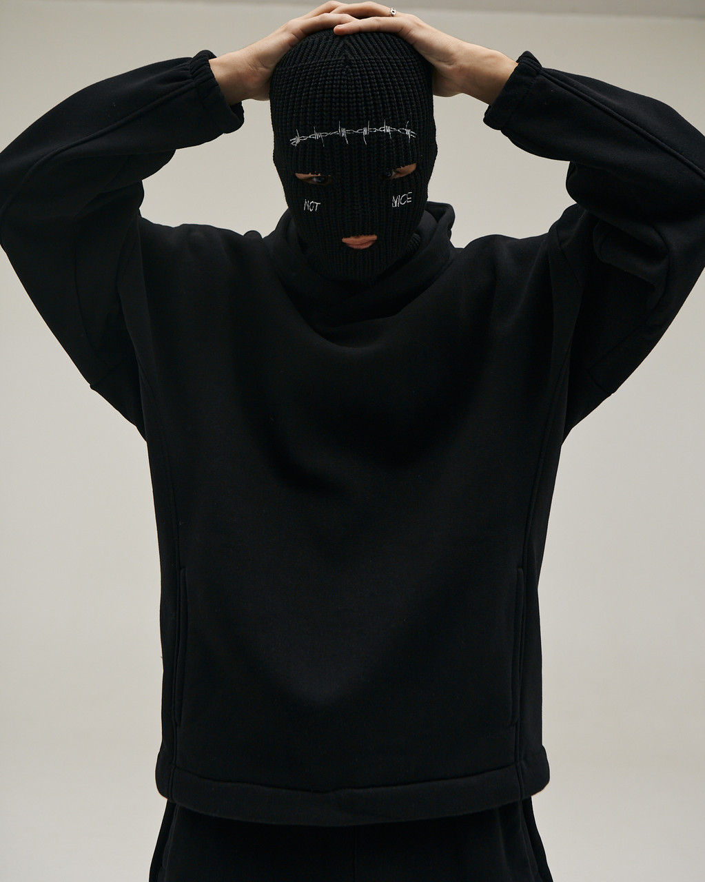 Молодіжна Балаклава Дріт із вишивкою від бренду ТУР чорний TURWEAR - Фото 3
