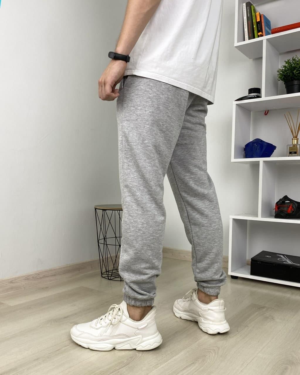 Спортивні штани чоловічі сірі від бренду ТУР модель Стандарт - Фото 1