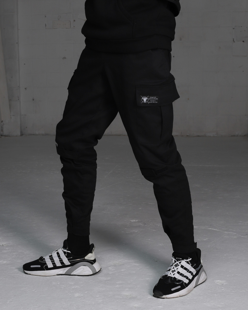 Зимові штани карго на флісі чоловічі чорні бренд ТУР модель Симбиот (Symbiote)