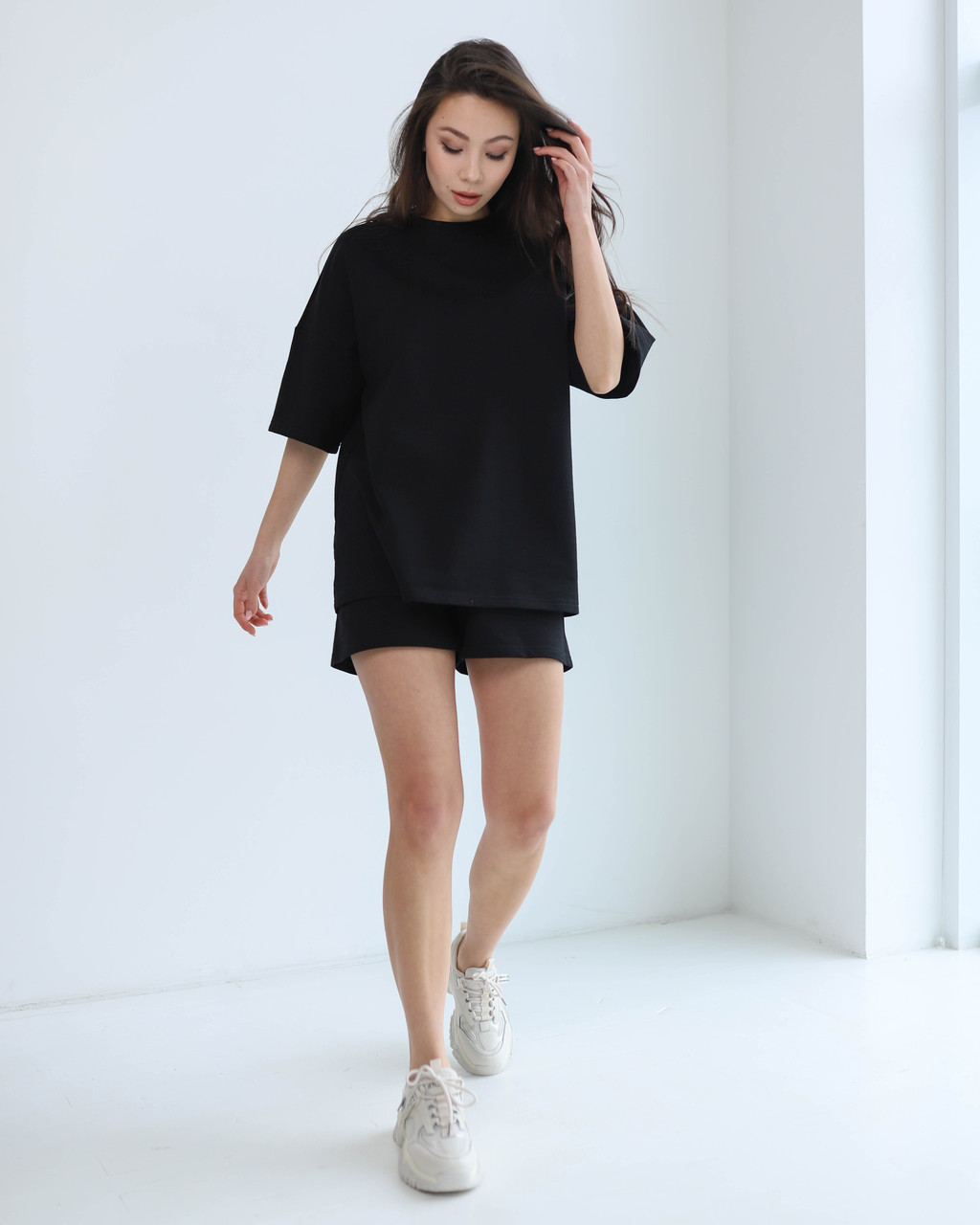 Літній комплект футболка і шорти жіночий чорний оверсайз модель Мія від бренду Тур, розміри: S, M, L TURWEAR - Фото 3