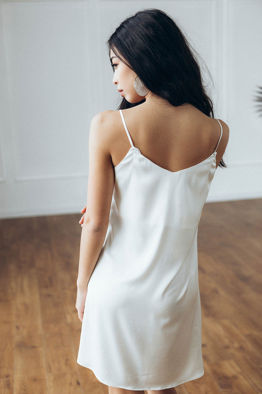 Шелковое платье женское летнее цвет молоко в бельевом стиле от бренда Тур - Фото 2