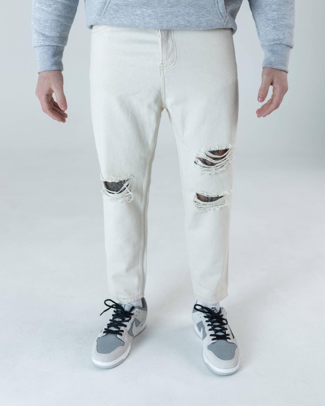 Дизайнерські білі джинси BEZET з перфорацією - Фото 2
