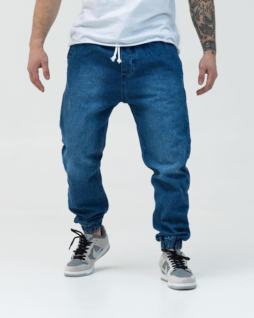 Базові чоловічі джинсові джоггери BEZET синій
