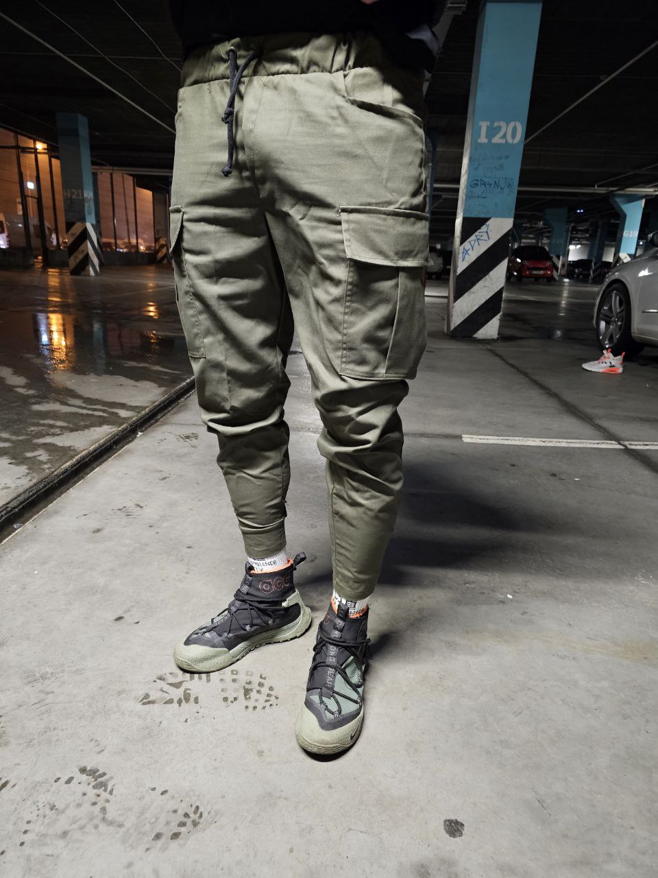 Спортивные мужские штаны олива с карманами и лепучками B.S.W - Фото 2