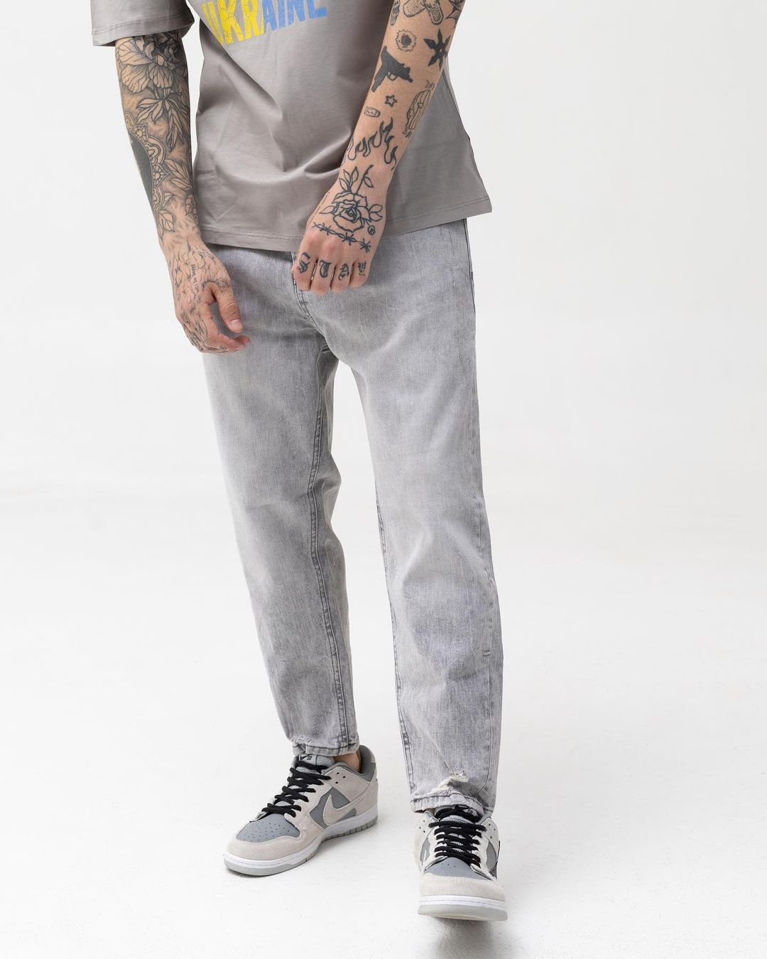 Чоловічі світло-сірі джинси BEZET базові - Фото 3