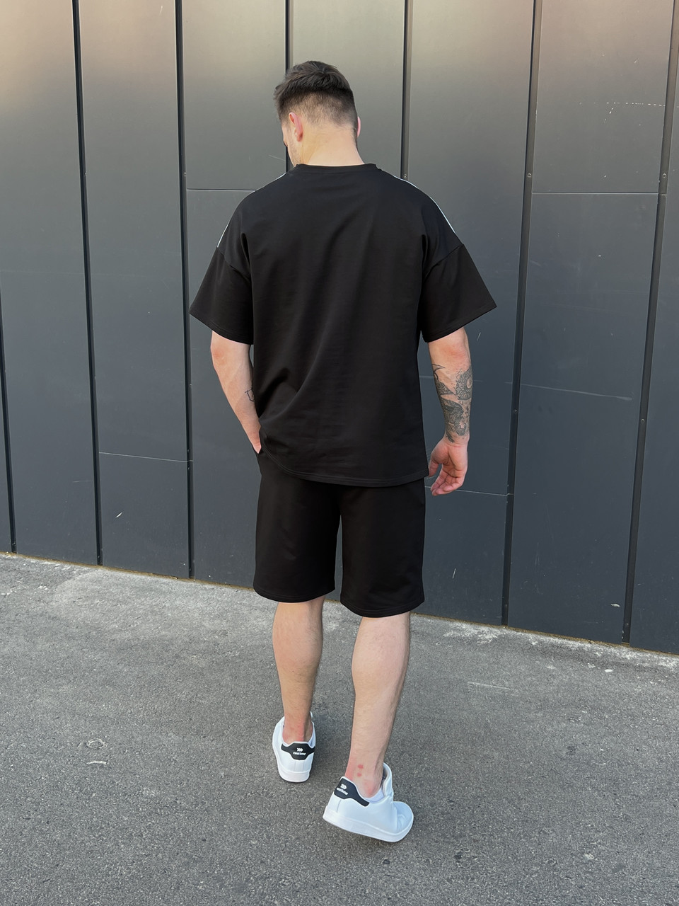 Літній комплект футболка та шорти чоловічі чорний модель BRAVE TURWEAR - Фото 4