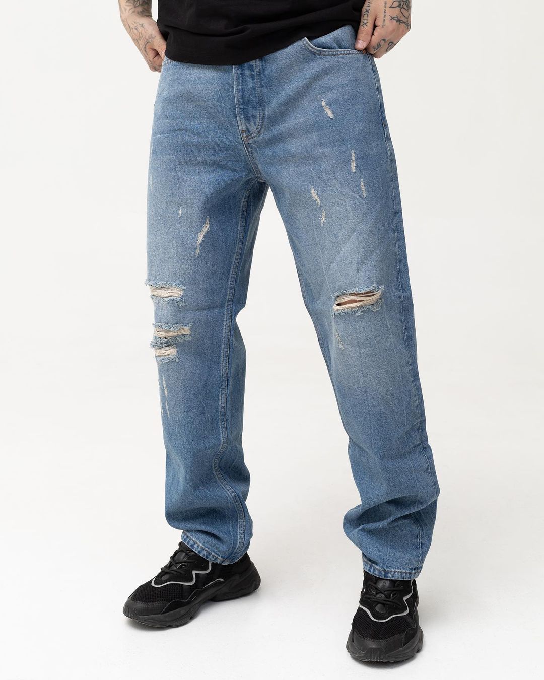 Чоловічі сині джинси BEZET базові з перфорацією - Фото 3