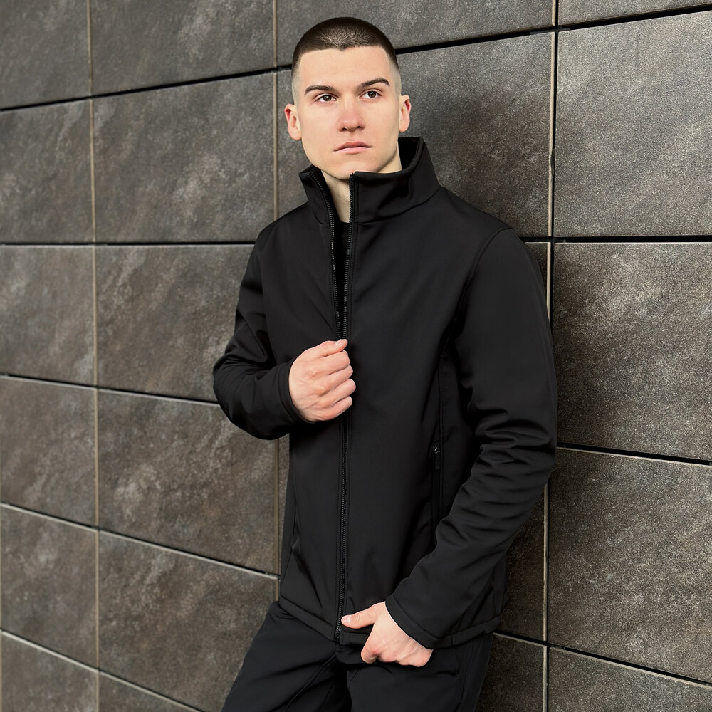Чорна чоловіча демісезонна куртка із софтшелу з кишенями Pobedov Shadow POBEDOV - Фото 2