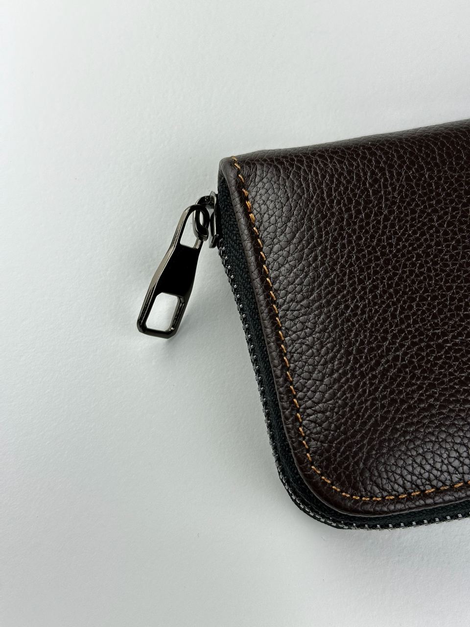 Шкіряний клатч-гаманець із натуральної зернистої шкіри (коричневий) SKILL - Фото 5