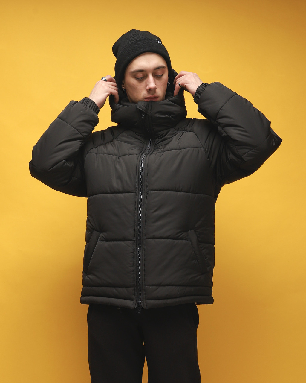 Зимняя куртка мужская черная бренд ТУР модель Брэт