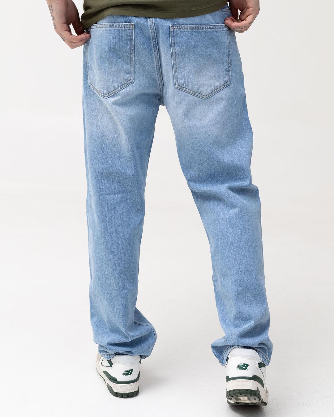Базовые светло-голубые джинсы от BEZET - Фото 2