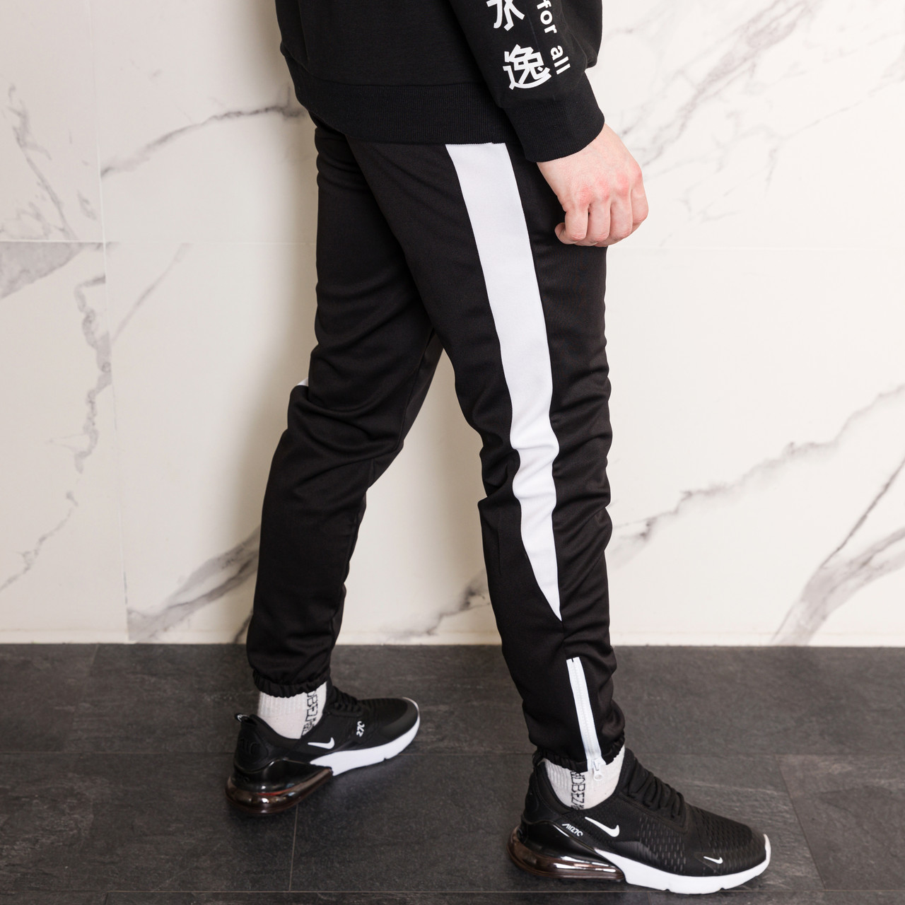 Спортивні чорні штани з білим лампасом чоловічі бренд ТУР модель Роккі (Rocky) TURWEAR - Фото 4