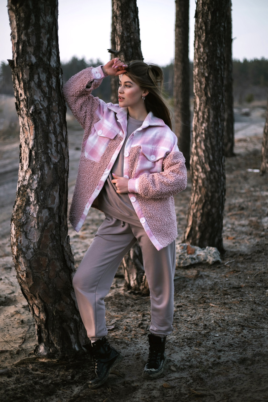 Рубашка женская 'Shon' эко-мех барашка от Intruder розовая One Size Intruder - Фото 3