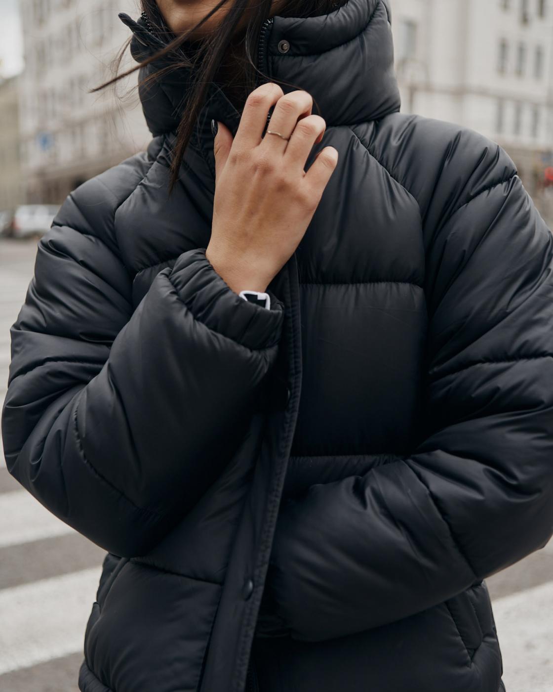 Куртка женская оверсайз черная от бренда ТУР модель Сара  - Фото 2