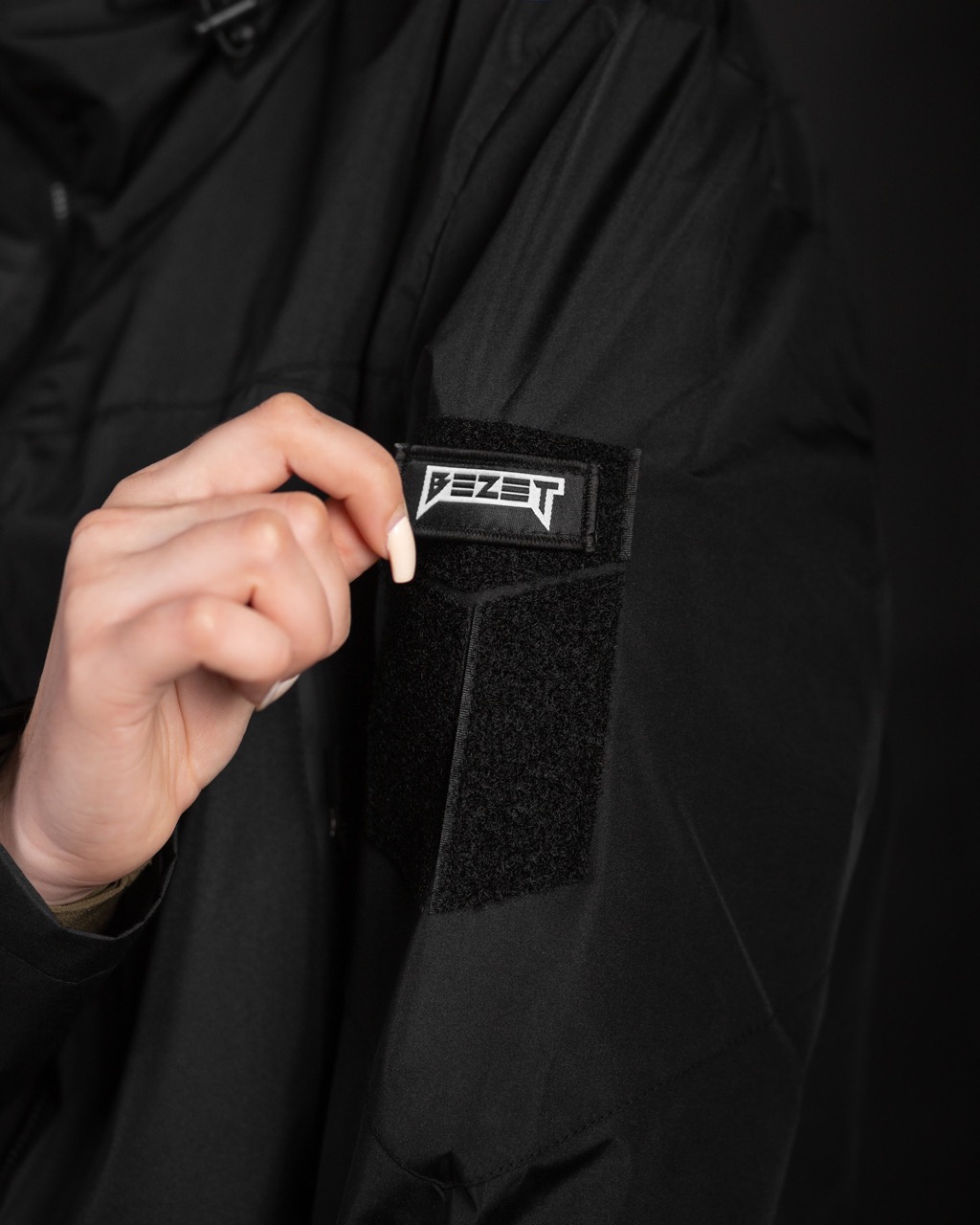 Жіноча куртка вітровка BEZET Кентавр чорний - Фото 3