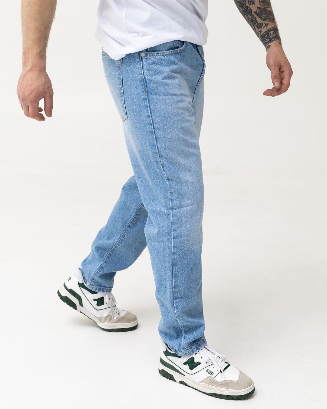 Мужские светлые голубые джинсы BEZET базовые - Фото 2