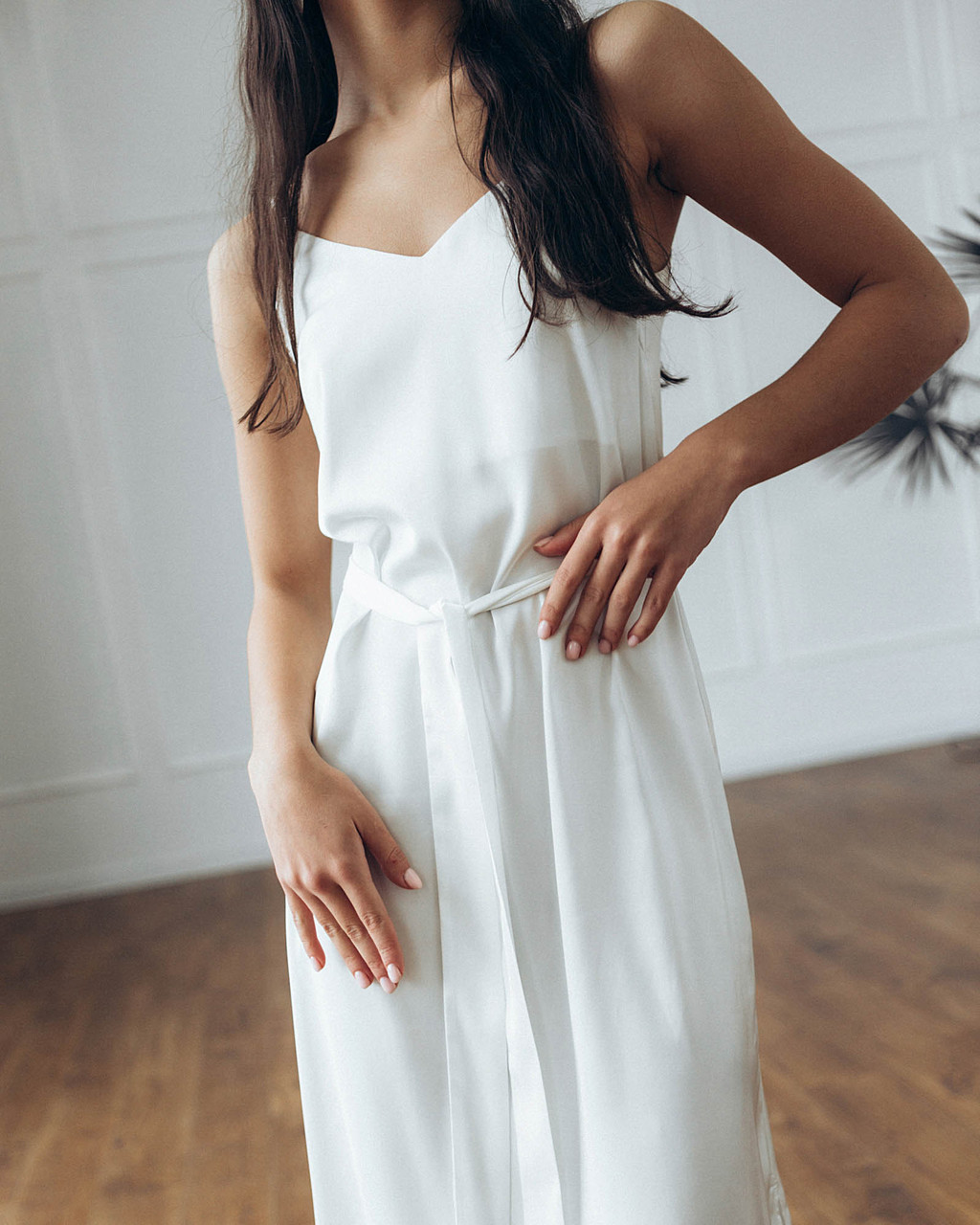Шелковое платье женское длинное цвет молоко в бельевом стиле от бренда Тур, размеры: S, M, L TURWEAR - Фото 6