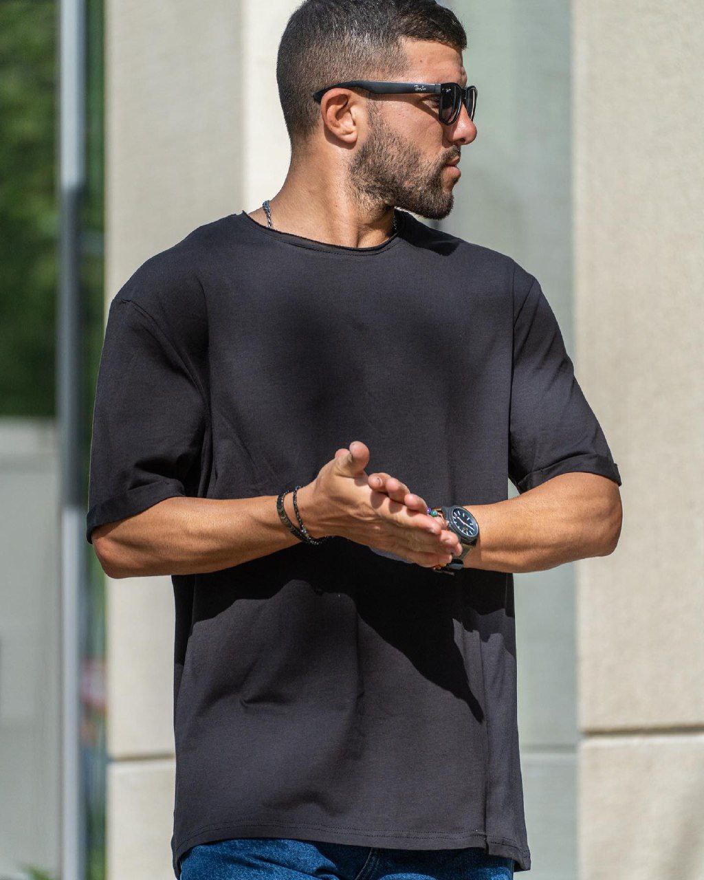 Мужская футболка однотонная оверсайз черная Reload  - Фото 4