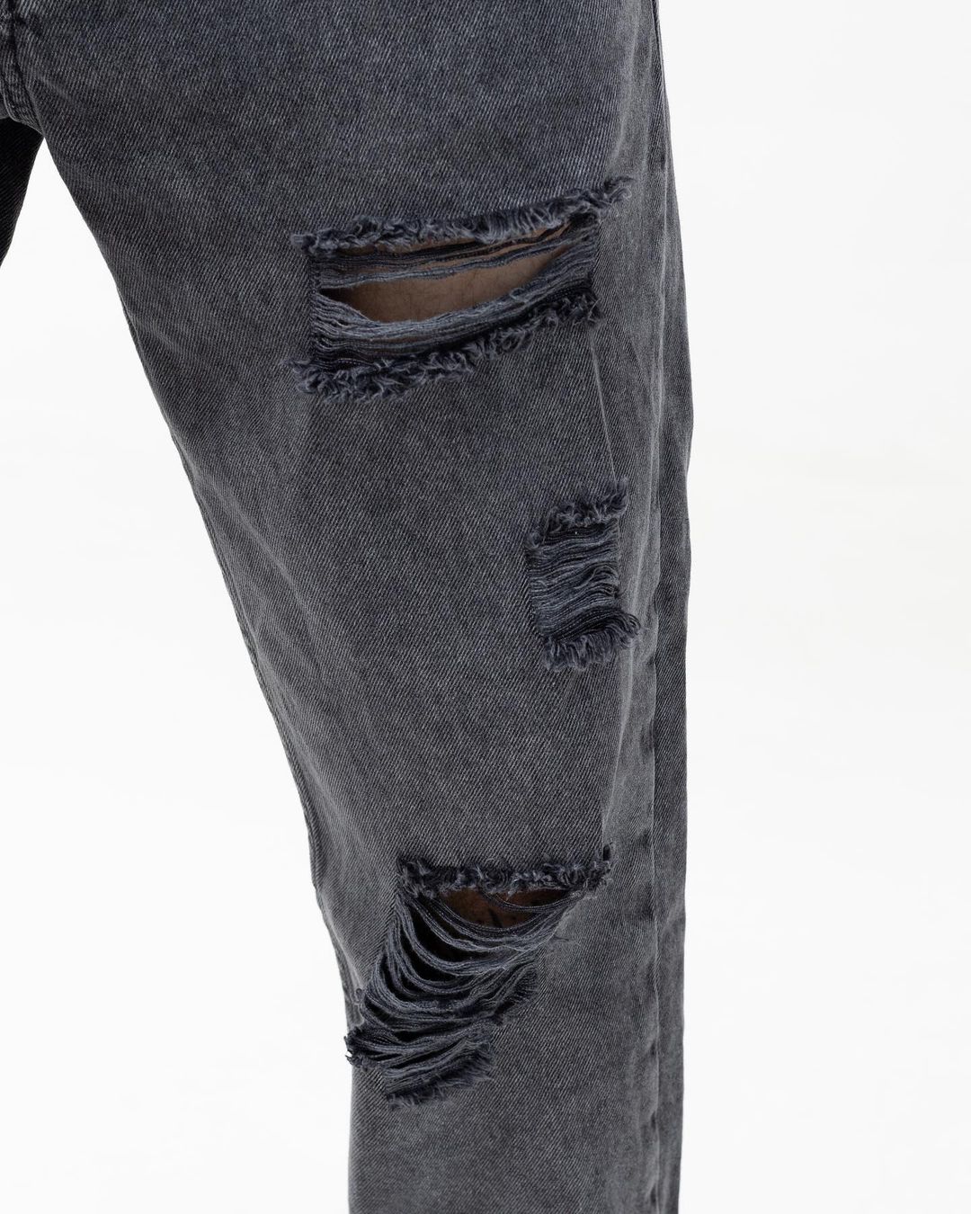 Базові рвані темно-сірі джинси від BEZET - Фото 3