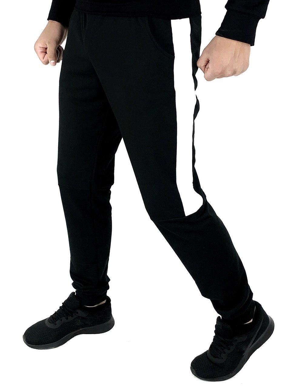 Чоловічі спортивні штани Intruder Spirited чорний-білий