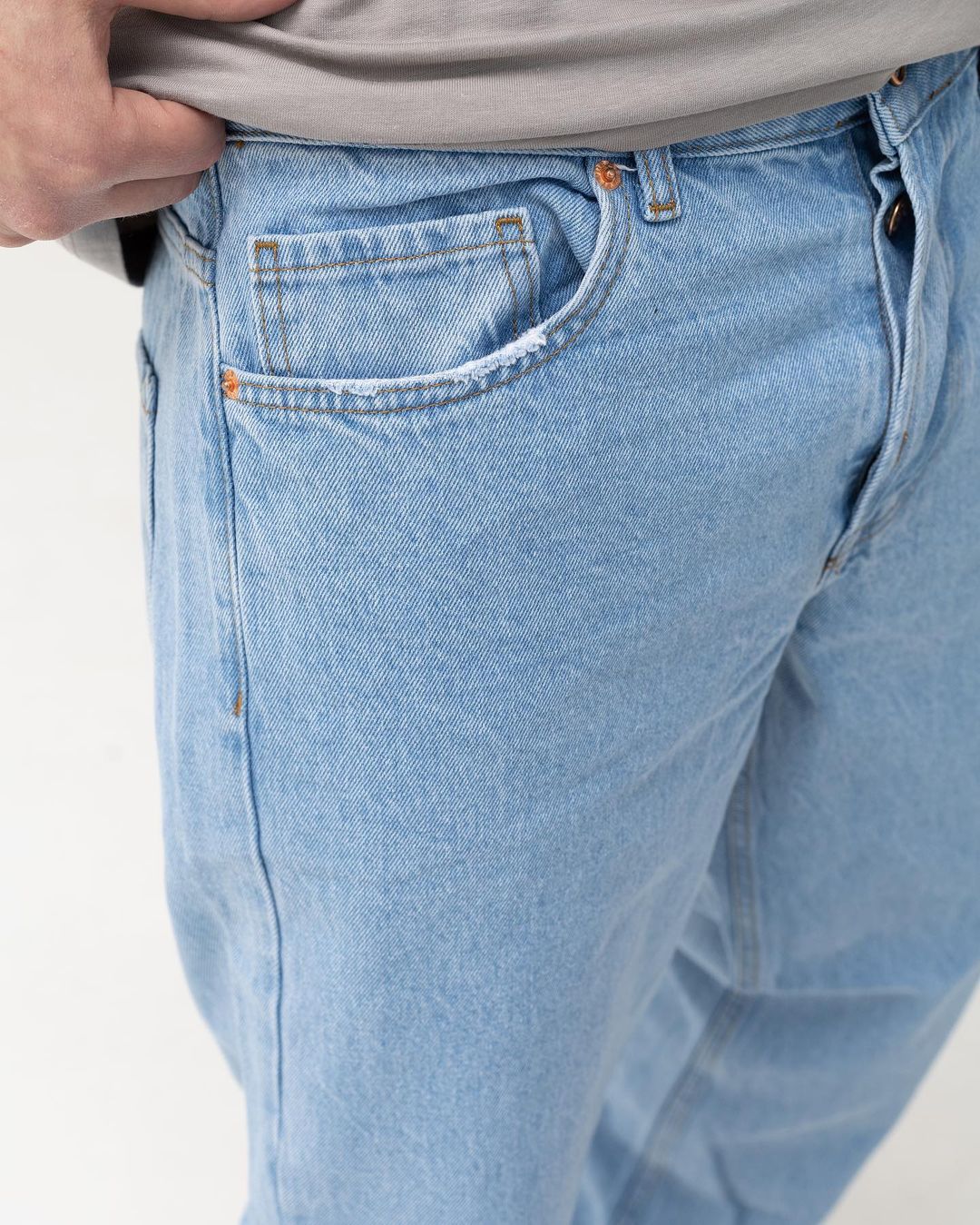 Чоловічі світлі блакитні джинси BEZET базові однотонні - Фото 3