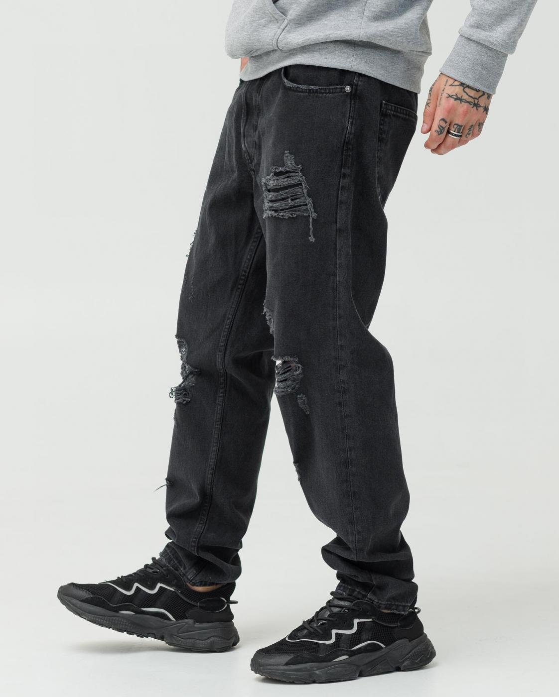 Черные базовые джинсы BEZET с порезами - Фото 4