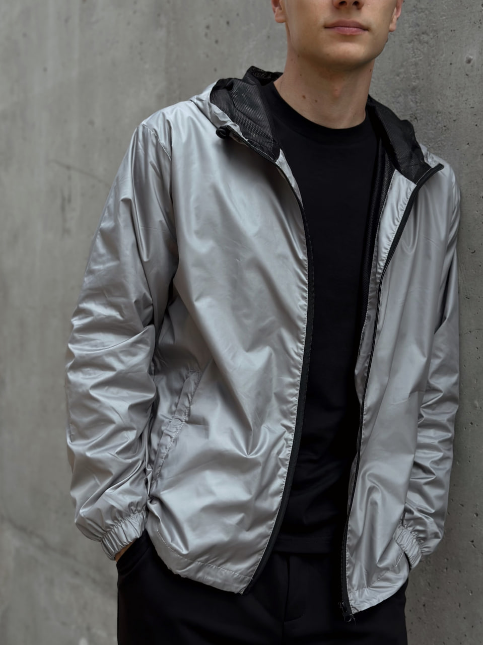Чоловіча демісезонна куртка - вітровка Reload Basic світло-сіра - Фото 4