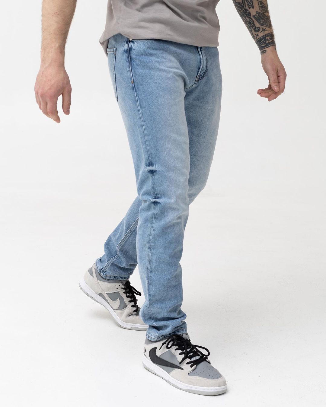Мужские голубые джинсы BEZET базовые - Фото 5