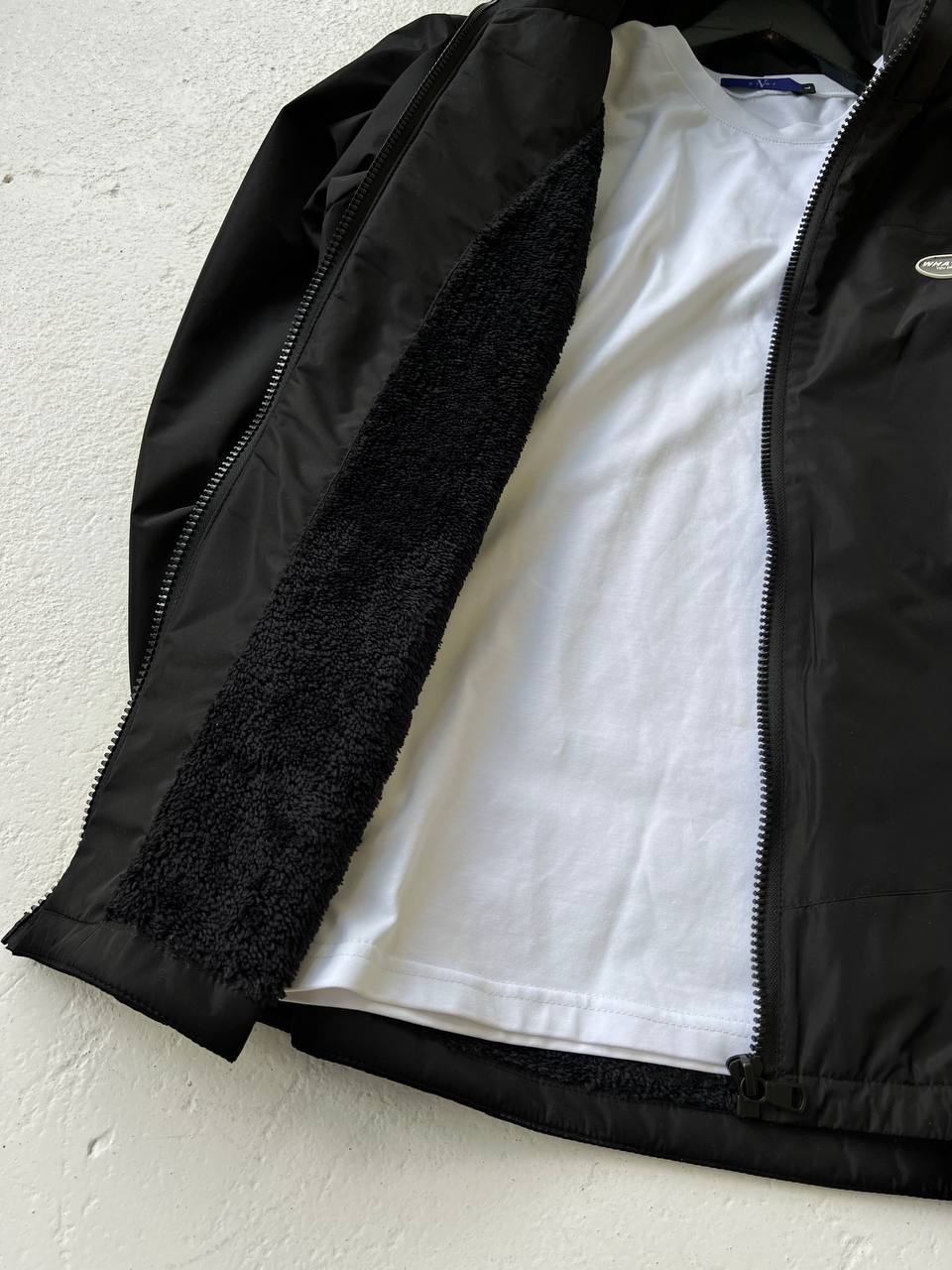 Курточка осень/весна черная подкладка барашик черный - Фото 3