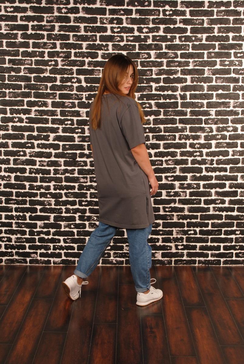 Длинная женская футболка Hi Mate серая - Фото 4