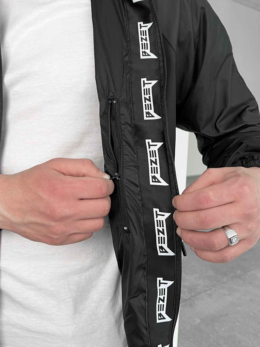 Куртка вітровка BEZET Basic чорний - Фото 10