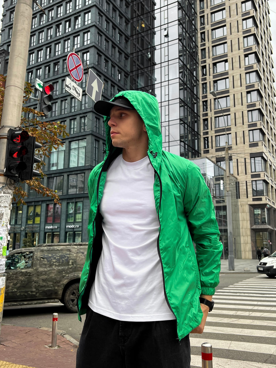 Чоловіча демісезонна куртка - вітровка Reload Basic зелена - Фото 9